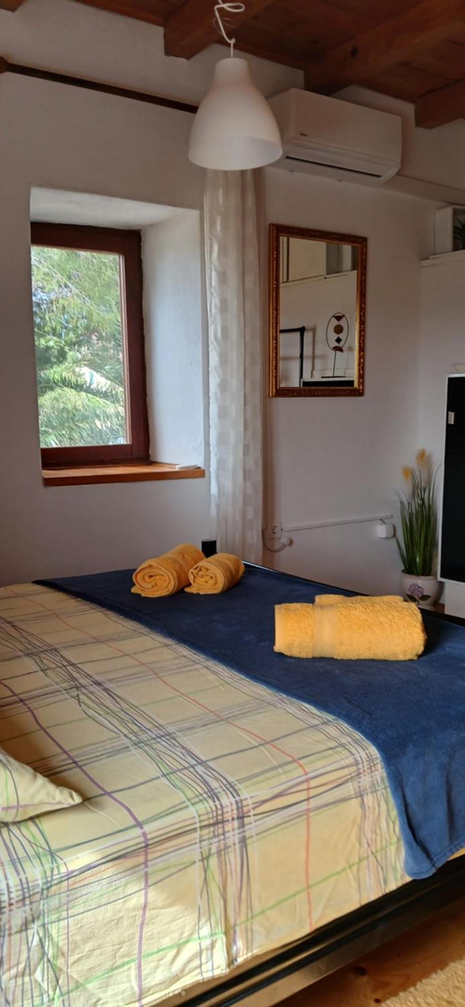 Apartments Elena & Damir 비스 외부 사진